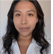 Profesora de inglés apta para todas las edades.